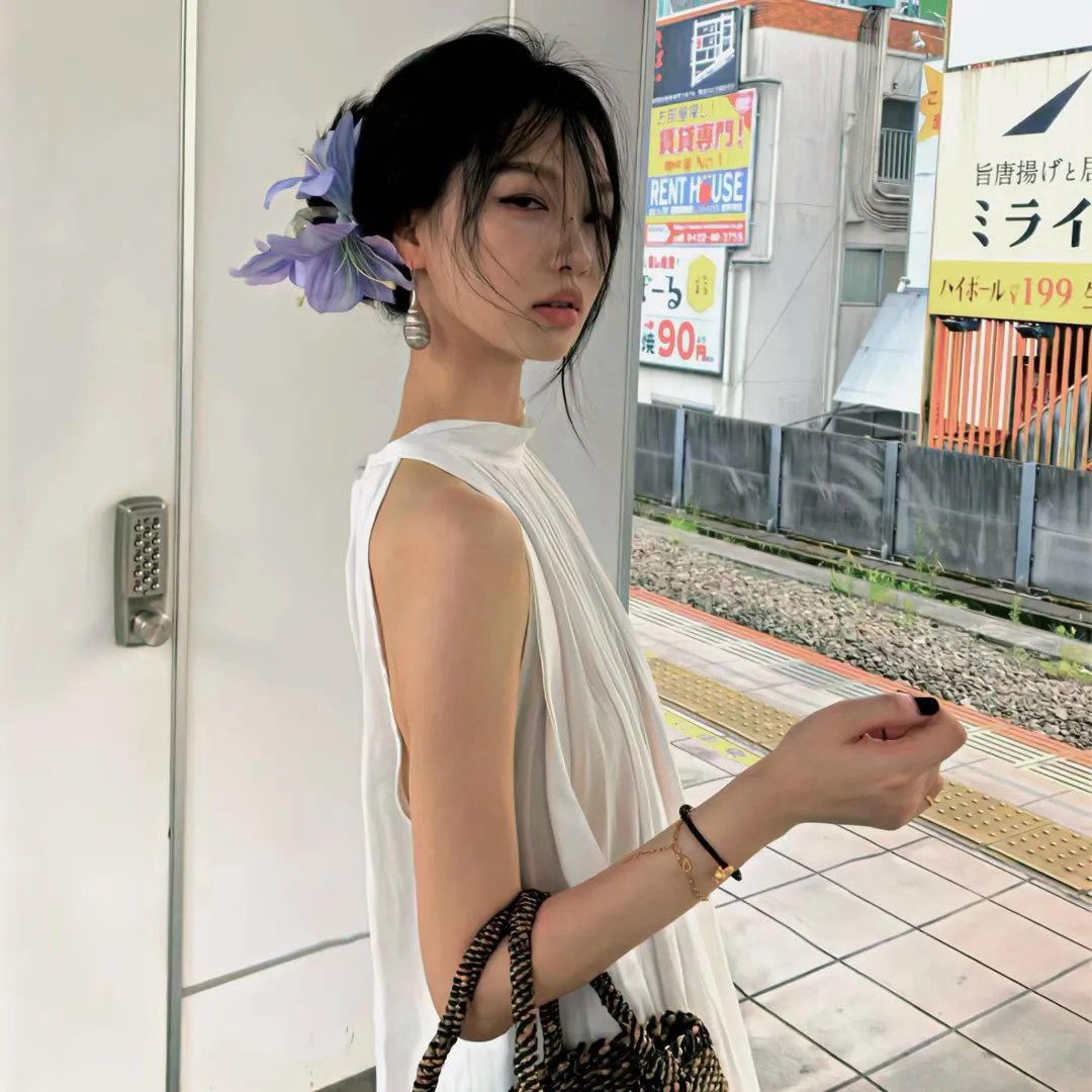 三新贵海报
